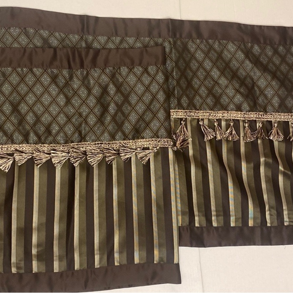 Waterford Linens King tassel trim pair of pillow shams new without tags